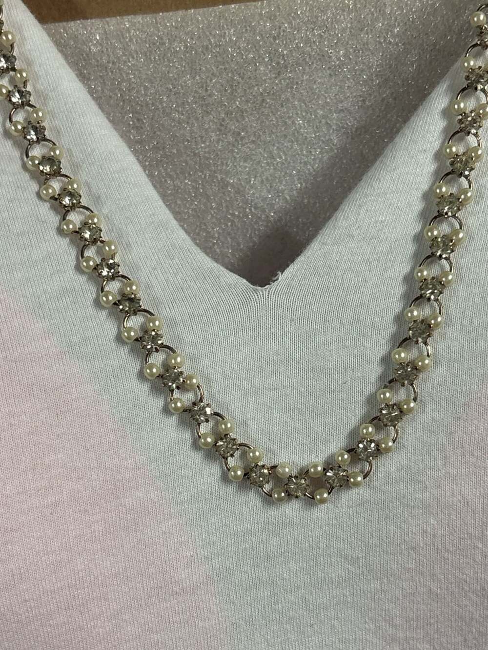 1960s Vintage Lisner Light Gold Lily Pad Leaf Link Retro Odd Unusual Chunky